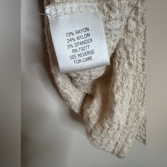 Croft & Barrow Beige Textured Knit Top - Picture 7 of 10